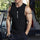 Camiseta Masculina sem Manga para Treino. Tecido de Secagem Rápida e Respirável. Cores Sólidas. Atente para a Conversão de Numeração de acordo com seu Físico.