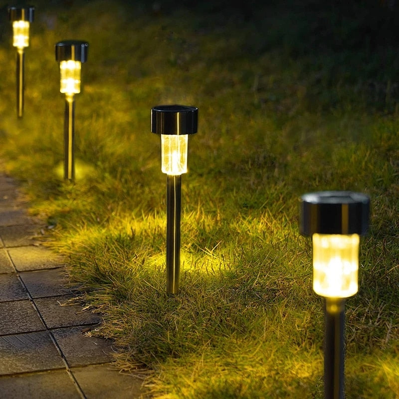Luminária de Jardim com Energia Solar. Moderna e a Prova D'água. Valorize seu Jardim e Passarelas Economizando Energia com Estilo. Fixação por "Espeto"