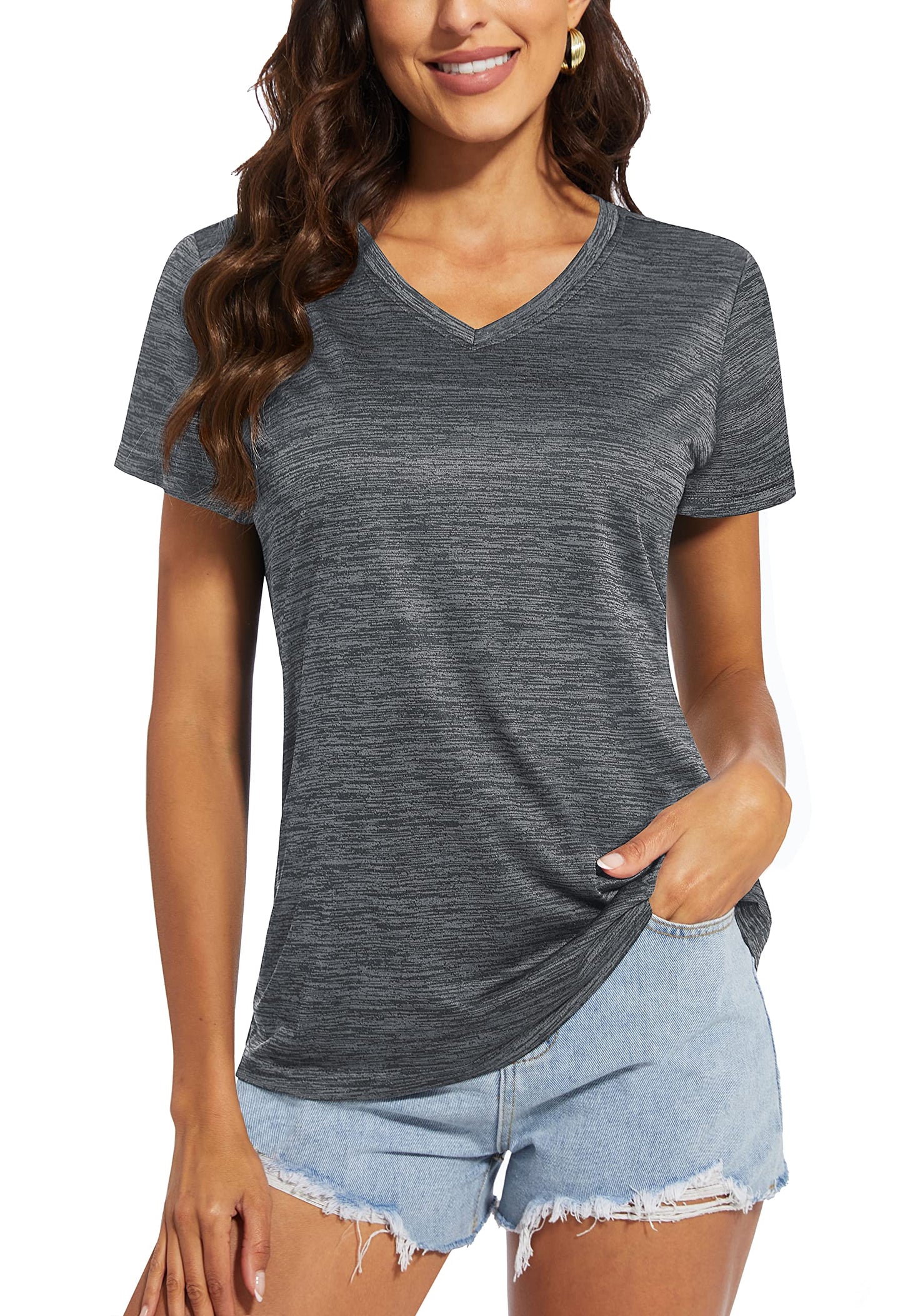 Camiseta Feminina com Decote em V. Leve e de Secagem Rápida. Casual e Uso para Treino. Atentar para a Conversão de Numeração ao seu Físico.