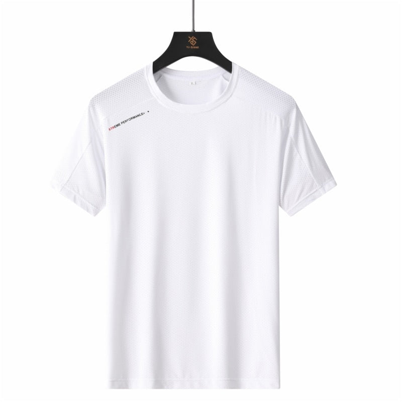 Camiseta Masculina para Treino, Corridas, Caminhadas e Diversos Outros Esportes. Tecido de Secagem Rápida não retendo o Suor e Altamente Respirável. Atente para a Conversão da Numeração ao seu Físico