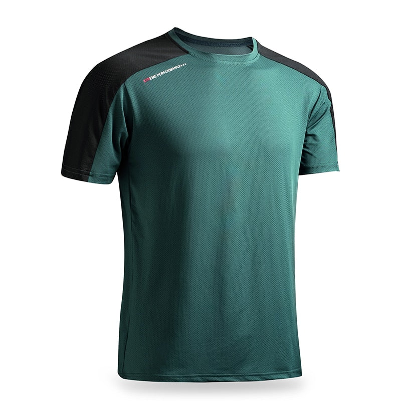 Camiseta Masculina para Treino, Corridas, Caminhadas e Diversos Outros Esportes. Tecido de Secagem Rápida não retendo o Suor e Altamente Respirável. Atente para a Conversão da Numeração ao seu Físico